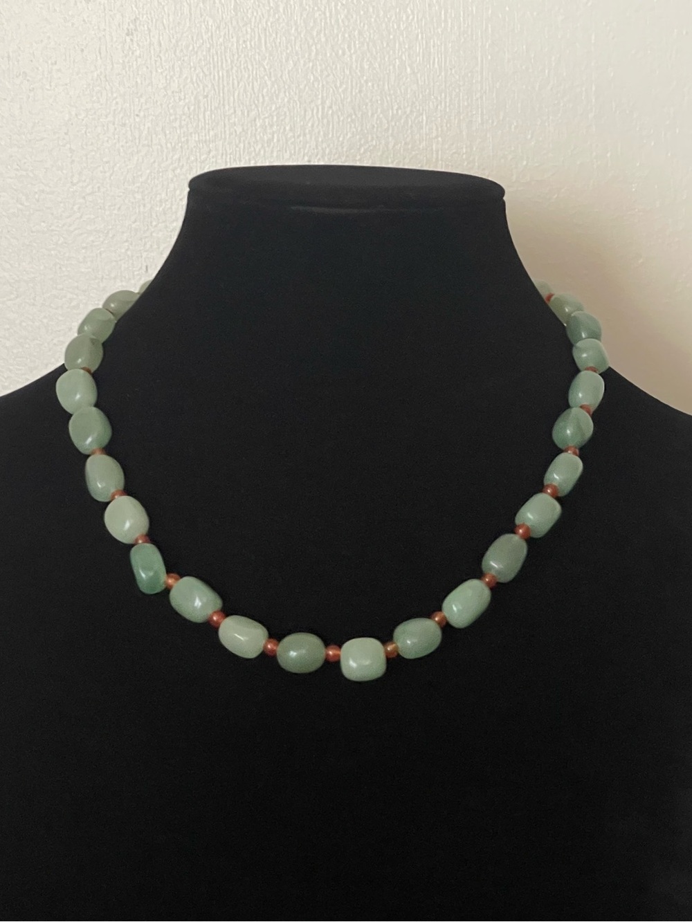 Green Aventurine, carnelian agate beaded necklace. Sterling silver 925